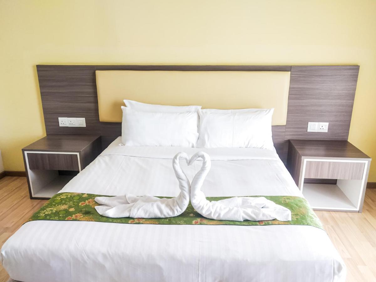 Gloria Swiss Apartment Melaka Ayer Keroh Quarto foto